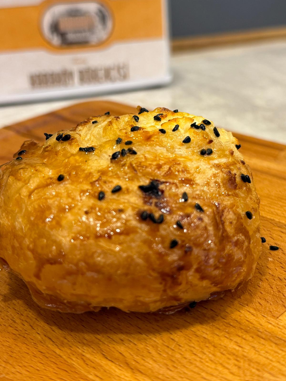 Taze börek